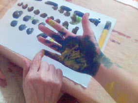 L’art-thérapie : un soin original contre Alzheimer - Source de l'image : http://www.alzheimergrandlyon.fr/